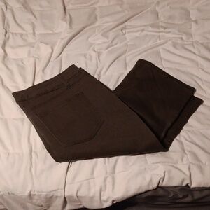 20p olive green Lane Bryant capri pants